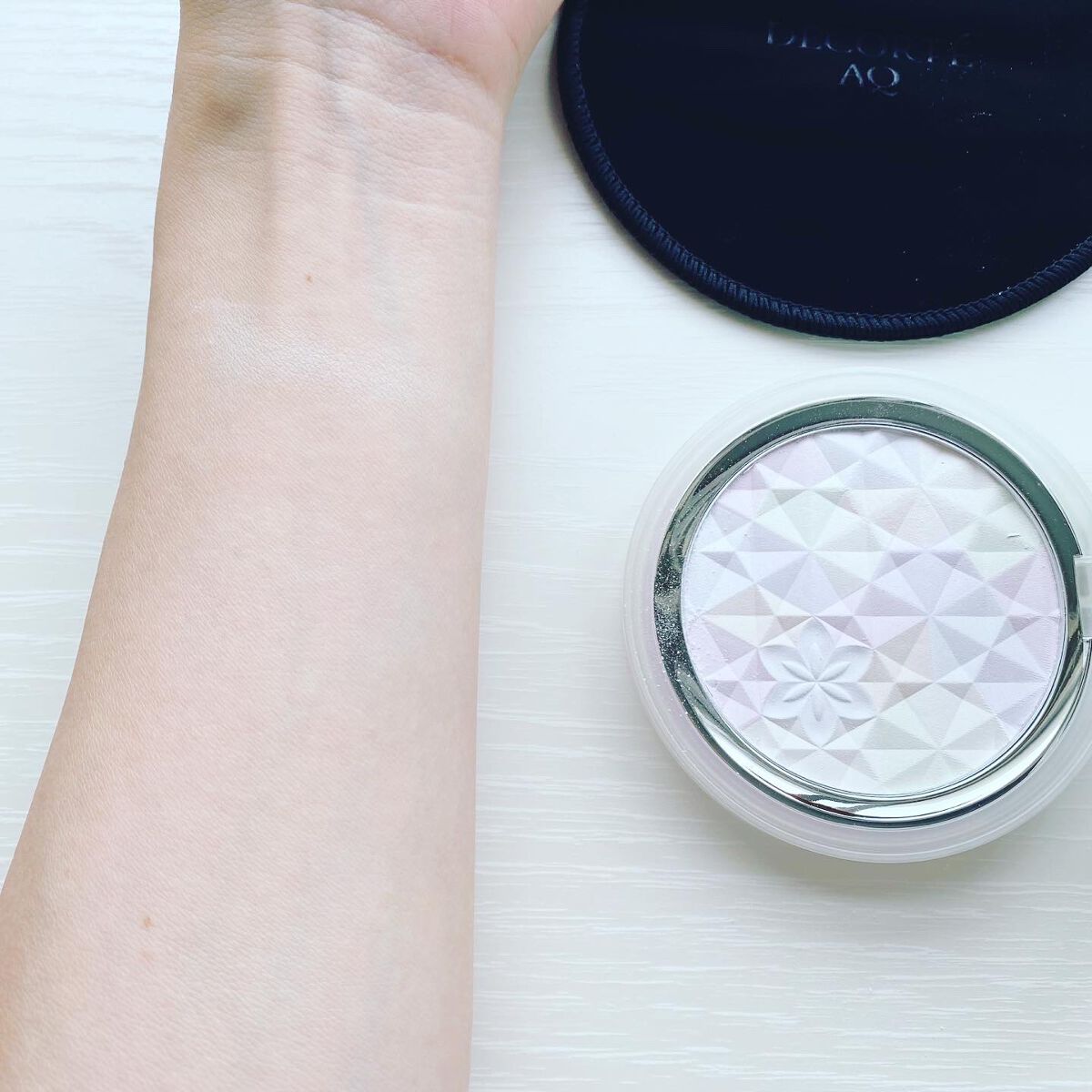 ＡＱ　オーラ リフレクター/DECORTÉ/プレストパウダーを使ったクチコミ（2枚目）