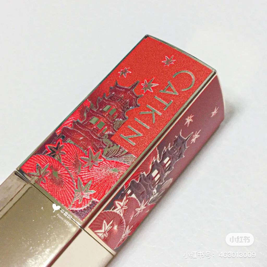 卡婷 长相思 轻羽唇釉/CATKIN/口紅を使ったクチコミ（3枚目）