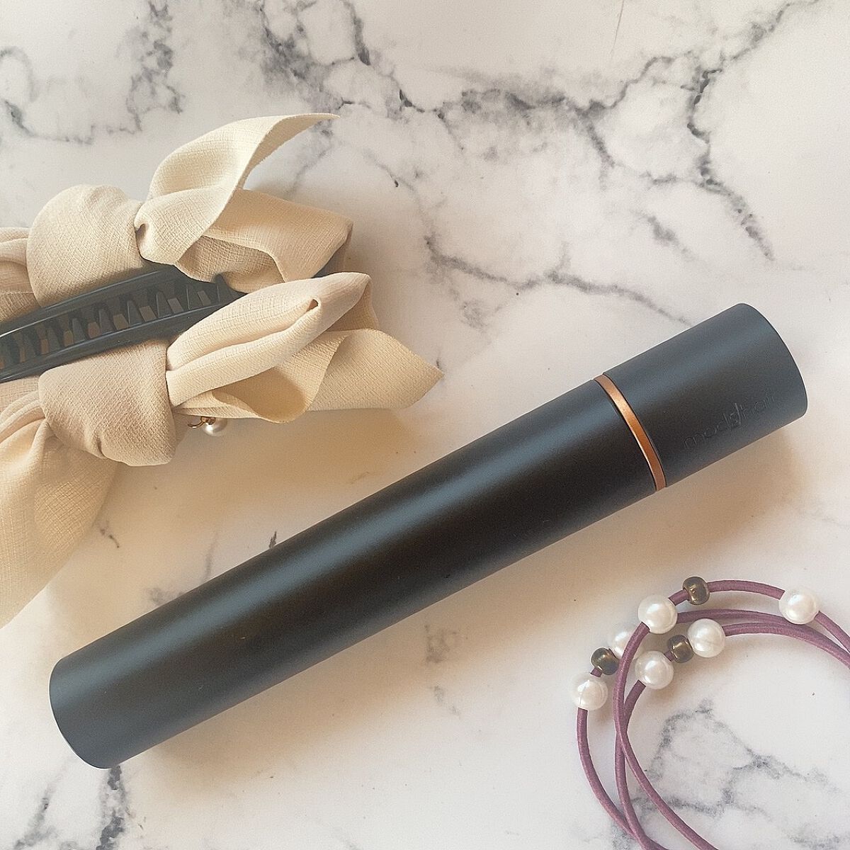 スタイリッシュ モバイルヘアアイロン(MHS-1342) ブラック/mod's hair/ストレートアイロンを使ったクチコミ（3枚目）