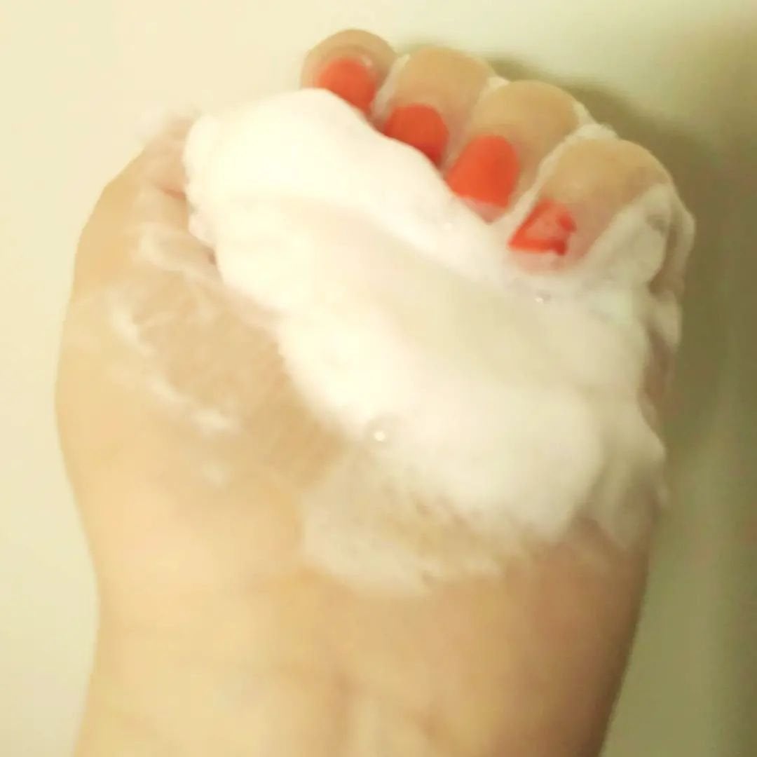 ニベア クリアビューティー洗顔料 とてもしっとり美肌/ニベア/洗顔フォームを使ったクチコミ(6枚目)