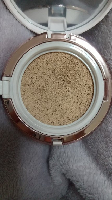 ダブルラスティング クッショングロウ/ETUDE/クッションファンデーションを使ったクチコミ(4枚目)