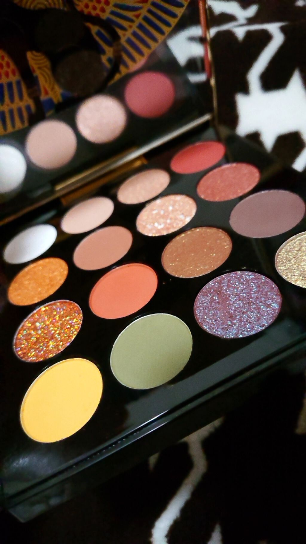 大英博物館 エジプトシリーズ アイシャドウパレット/ZEESEA/アイシャドウパレットを使ったクチコミ(1枚目)