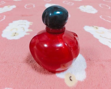 Dior ヒプノティックプワゾンオードパルファムのクチコミ「〈お気に入りの香水〉

こんばんは今日はわたしのお気に入りの香水の紹介です♡
商品のタグは多分.....」（1枚目）