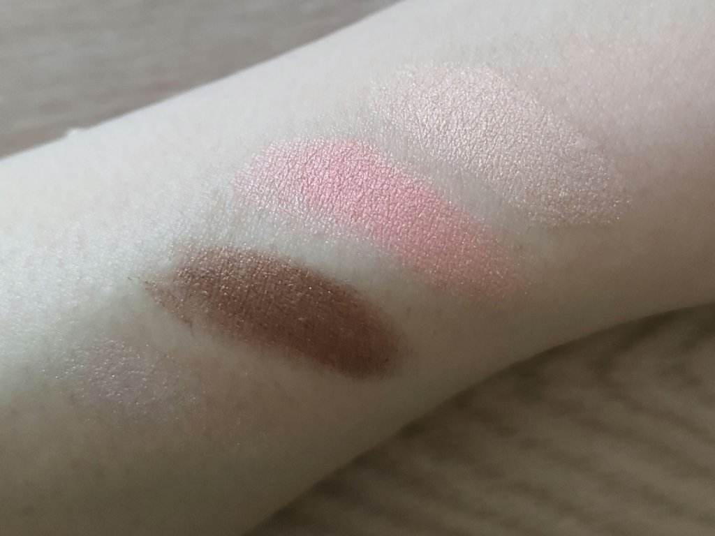 ビッグアイ シャドウ PK-1/MAYBELLINE NEW YORK/アイシャドウパレットを使ったクチコミ（2枚目）