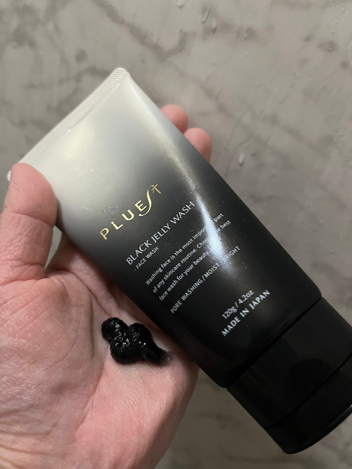 BLACK JELLY WASH(ブラックジェリーウォッシュ)/PLUEST/その他洗顔料を使ったクチコミ(2枚目)