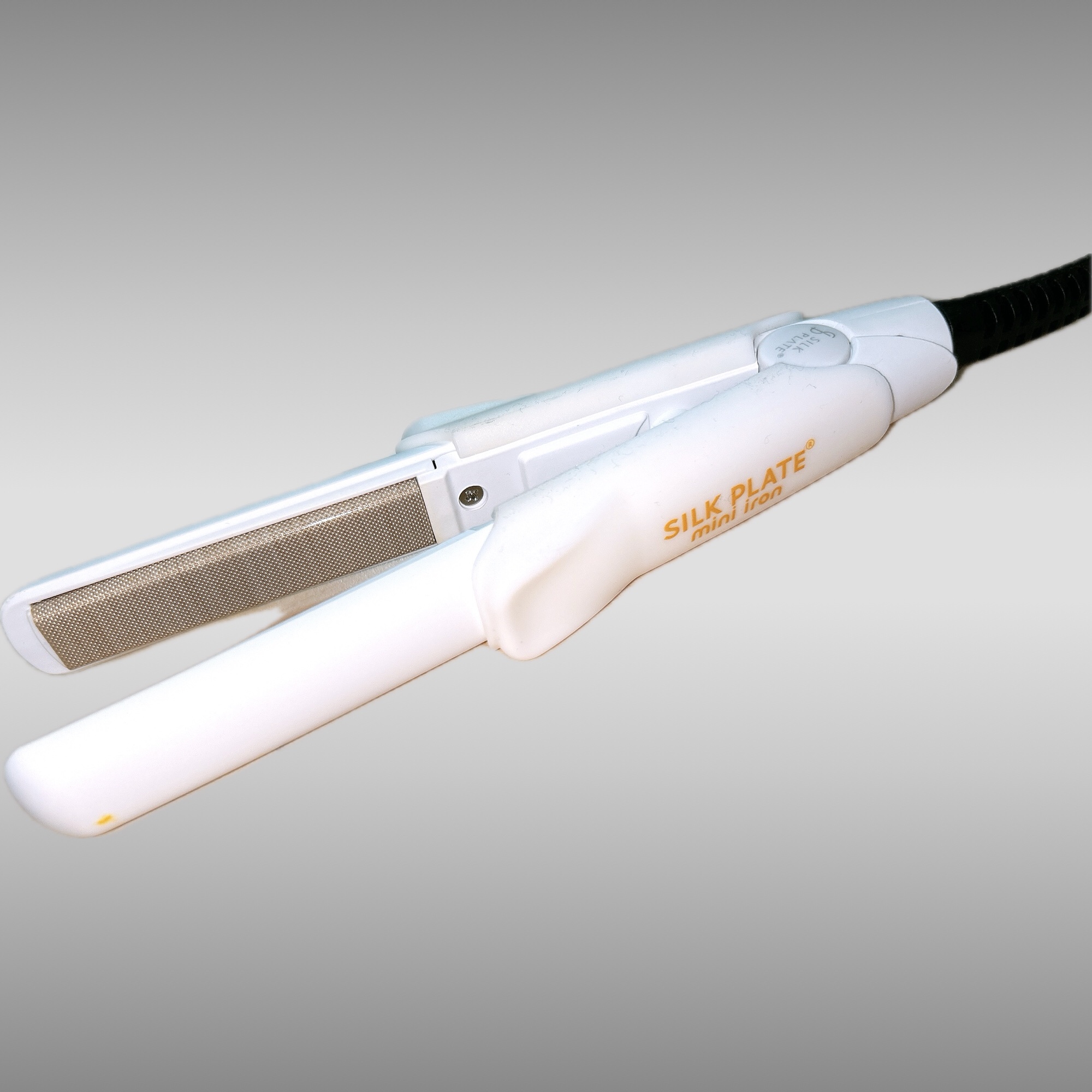 シルクプレート ミニアイロン/KINUJO/ストレートアイロンを使ったクチコミ（1枚目）