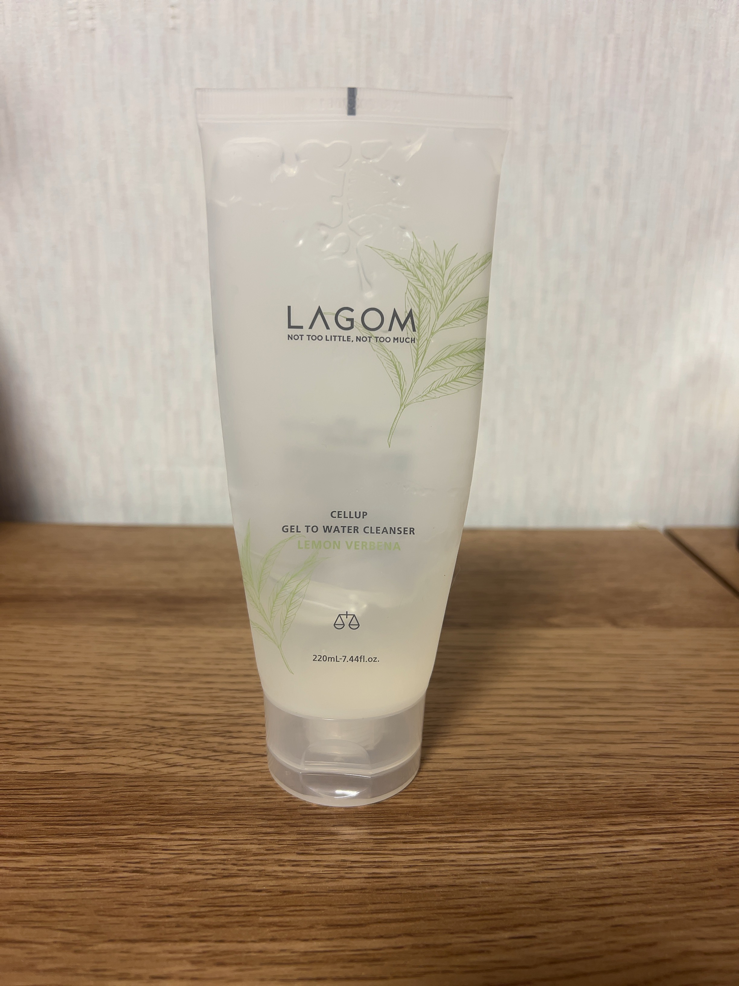 LAGOM  ラゴム ジェルトゥウォーター クレンザー(LV)(朝用洗顔)のクチコミ「
間違いなくあたしの今年のベスコス。


🐈‍⬛LAGOMジェルトゥウォーター クレンザー🐾
.....」（1枚目）