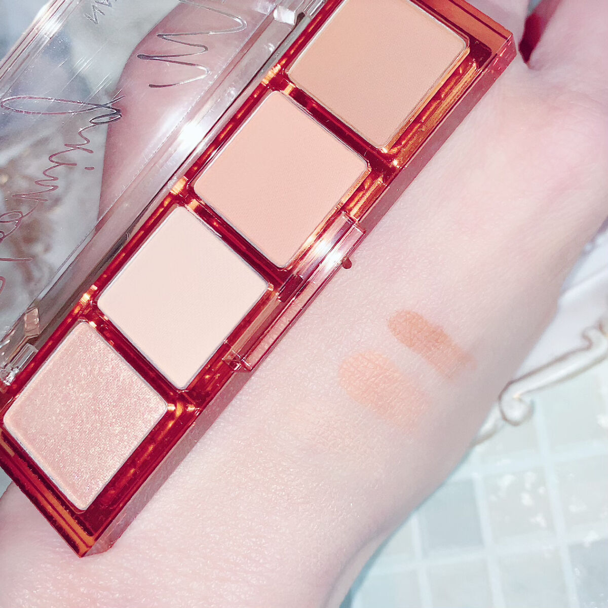 デイリーベーシックパレット ソフトブラウン/ネイチャーリパブリック/アイシャドウパレットを使ったクチコミ（3枚目）