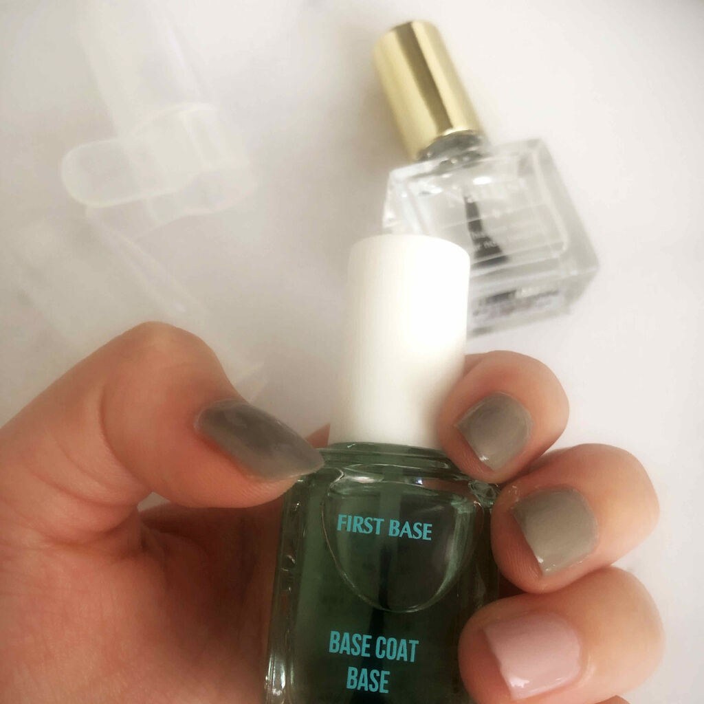 ファーストベースベースコート/エッシー/ネイルベースコートを使ったクチコミ（2枚目）