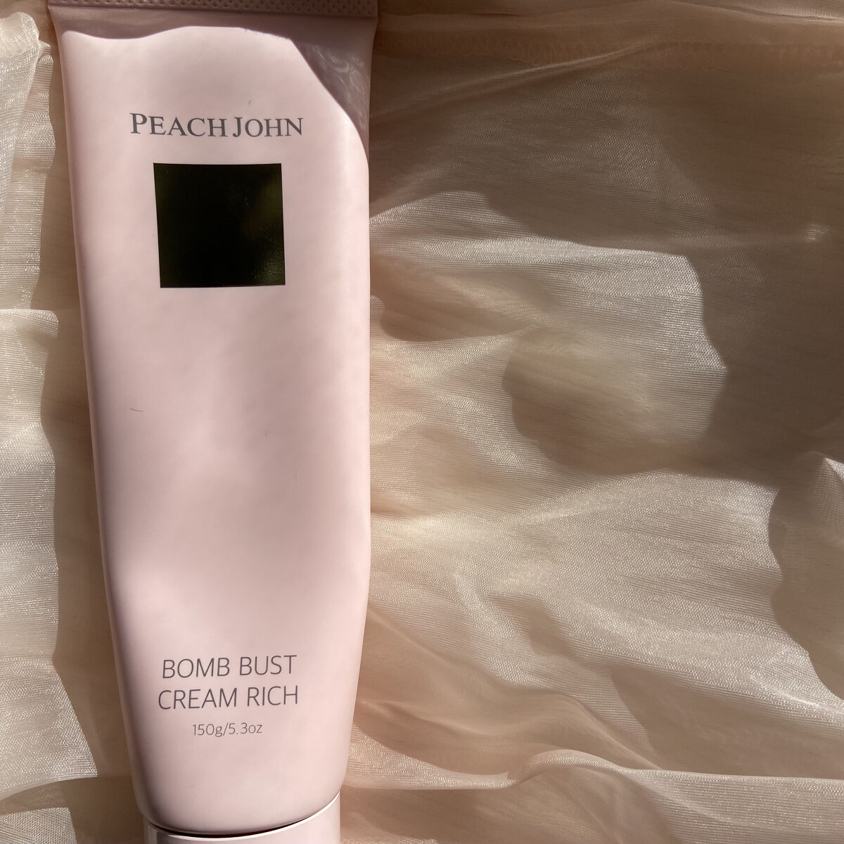 ボムバストクリーム　リッチ/PEACH JOHN/バストケア・ヒップケアを使ったクチコミ（1枚目）