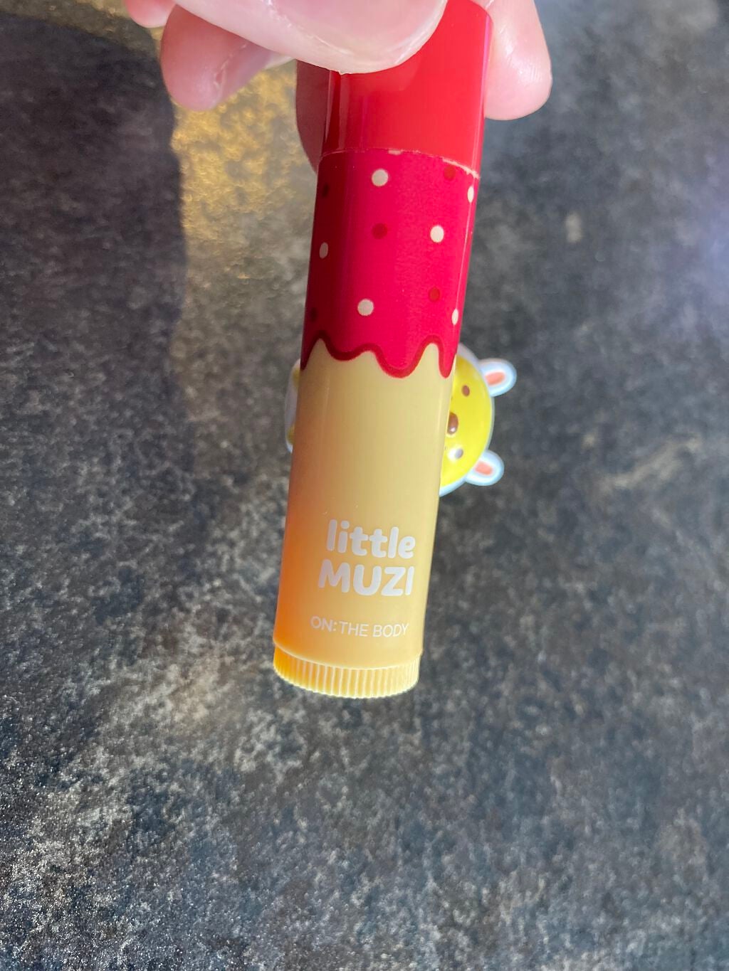 Tinted V itamin Lip Barm/ON: THE BODY/リップバームを使ったクチコミ(2枚目)