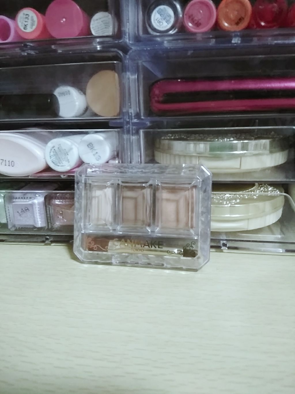 シークレットカラーアイズ/キャンメイク/アイシャドウパレットを使ったクチコミ（1枚目）