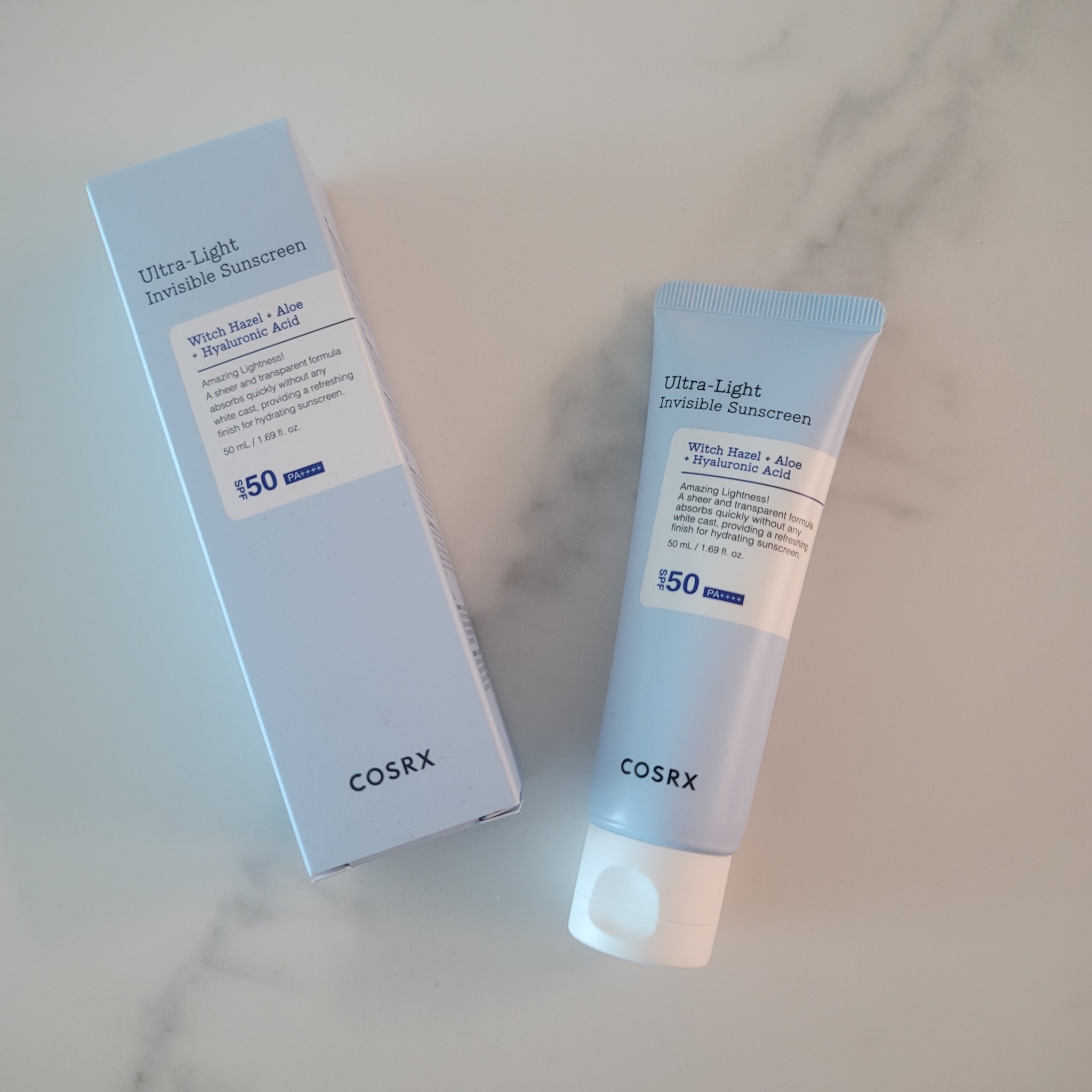 白浮きしない透明タイプ✨
COSRX ウルトラライト透明UVクリーム

SPF 50 PA ++++


【特徴】
✓圧倒的透明感！ ‐ 白浮きしない透明タイプ
✓圧倒的軽さ！ ‐ スキンケアのような使用感
✓圧倒的UV遮断！  ‐ 軽いテ