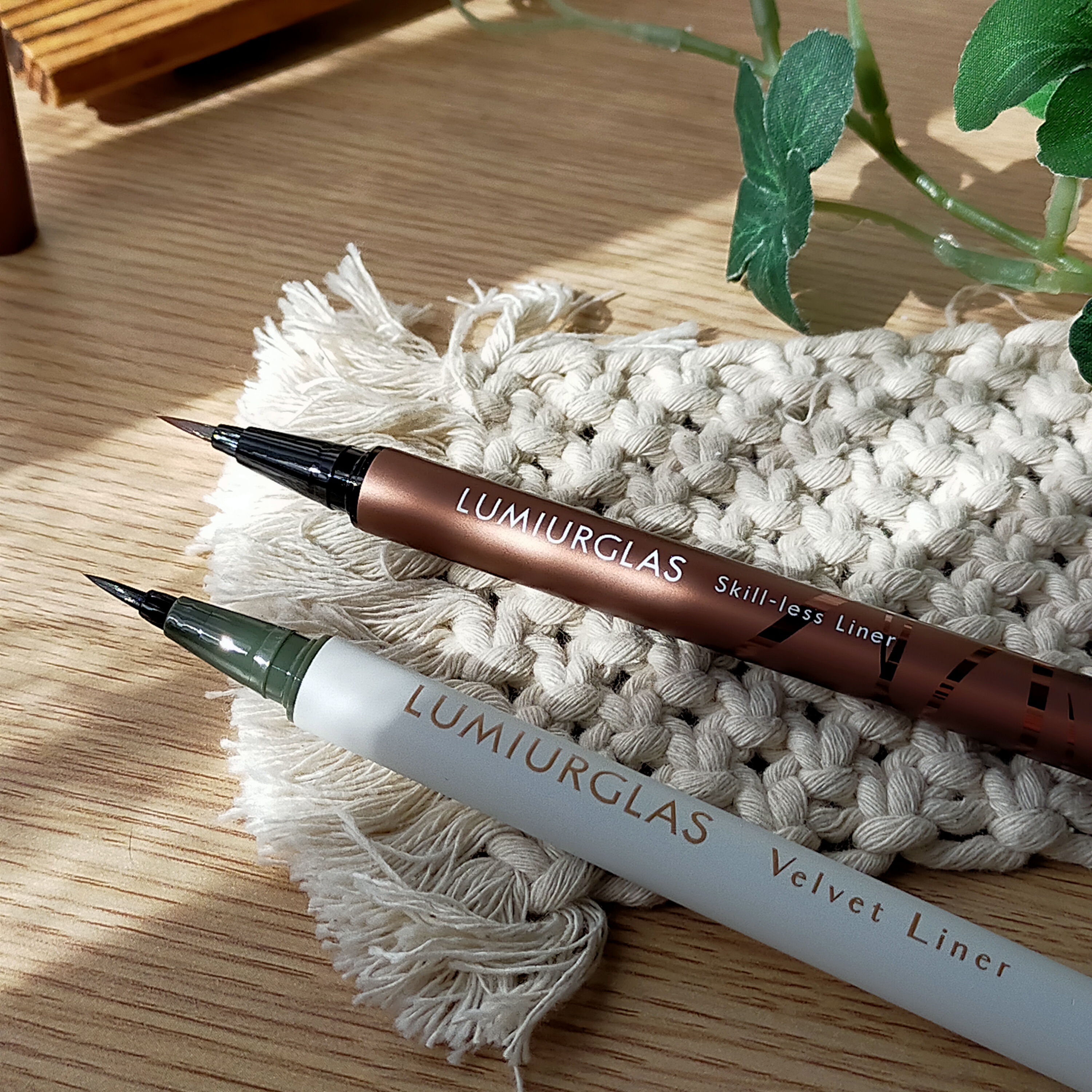 スキルレスライナー/LUMIURGLAS/リキッドアイライナーを使ったクチコミ（3枚目）