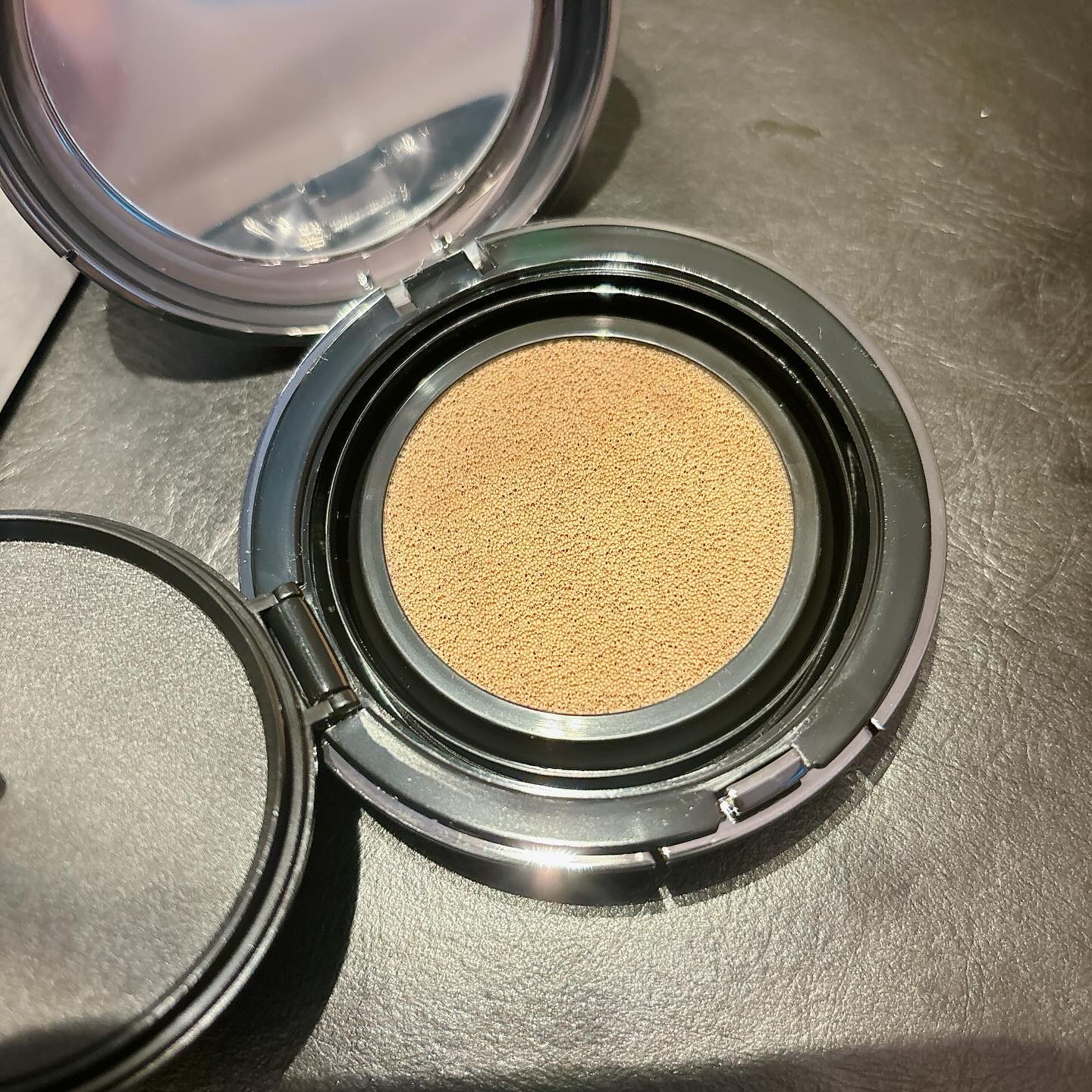 ハイパーカバーフィットクッション  グラファイト/APRILSKIN/クッションファンデーションを使ったクチコミ（3枚目）