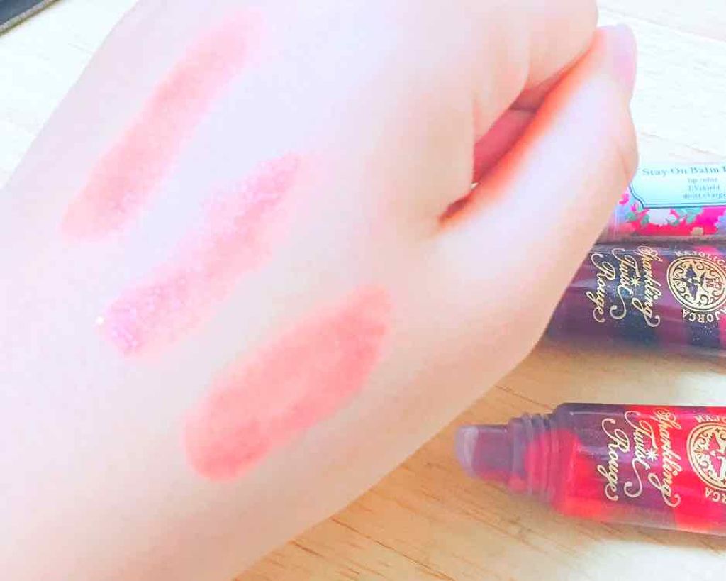 スパークリングツイストルージュ 12 赤い月の夜/MAJOLICA MAJORCA/リップグロスを使ったクチコミ（3枚目）