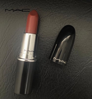 M・A・C ラスターガラス リップスティックのクチコミ「ブラウン系🤎激カワリップ💄


〜Mac〜
ラスターガラス リップスティック ／
 543  .....」（1枚目）