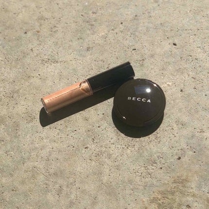 Shimmering Skin Perfector® Pressed Highlighter Mini/BECCA/パウダーハイライトを使ったクチコミ(3枚目)