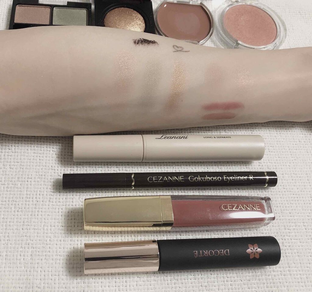 ティント リップグロス 06 terracotta sand/DECORTÉ/リップグロスを使ったクチコミ（2枚目）