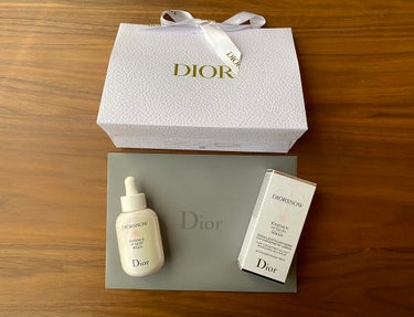 【旧】スノー アルティメット エッセンス オブ ライト/Dior/美容液を使ったクチコミ（1枚目）