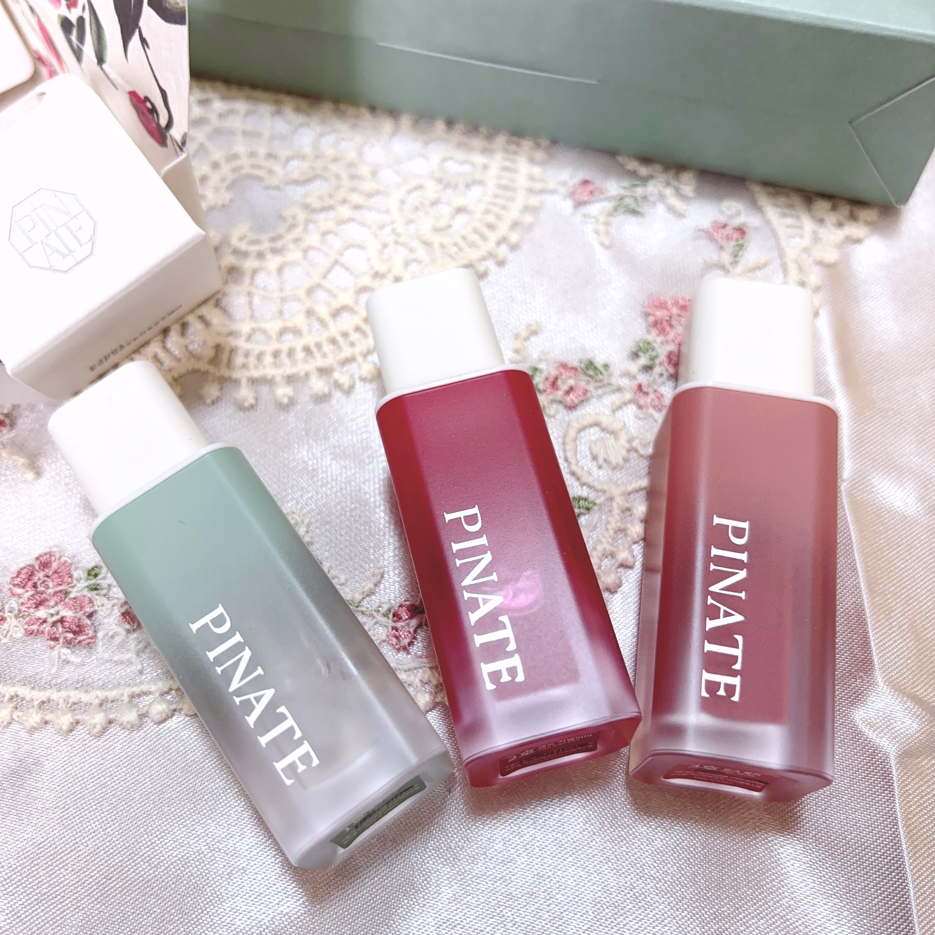 ナチュラルブルームリップオイルセラム 3色セット/PINATE/リップグロスを使ったクチコミ（3枚目）