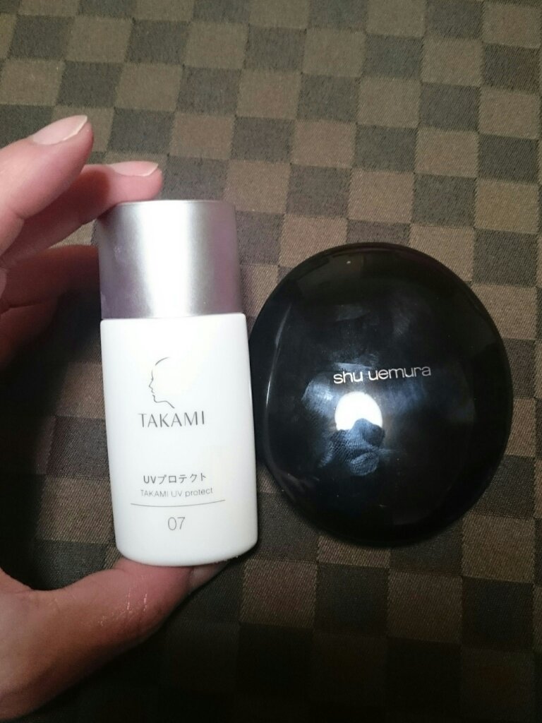 ザ・ライトバルブ UV コンパクト ファンデーション 574/shu uemura/パウダーファンデーションを使ったクチコミ（1枚目）
