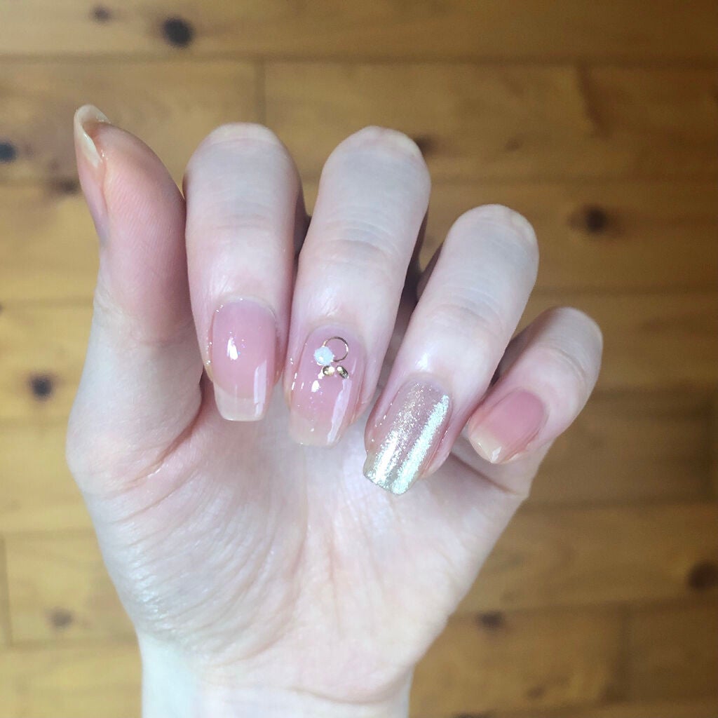 ラスティンググロスリップ/CEZANNE/口紅を使ったクチコミ(4枚目)