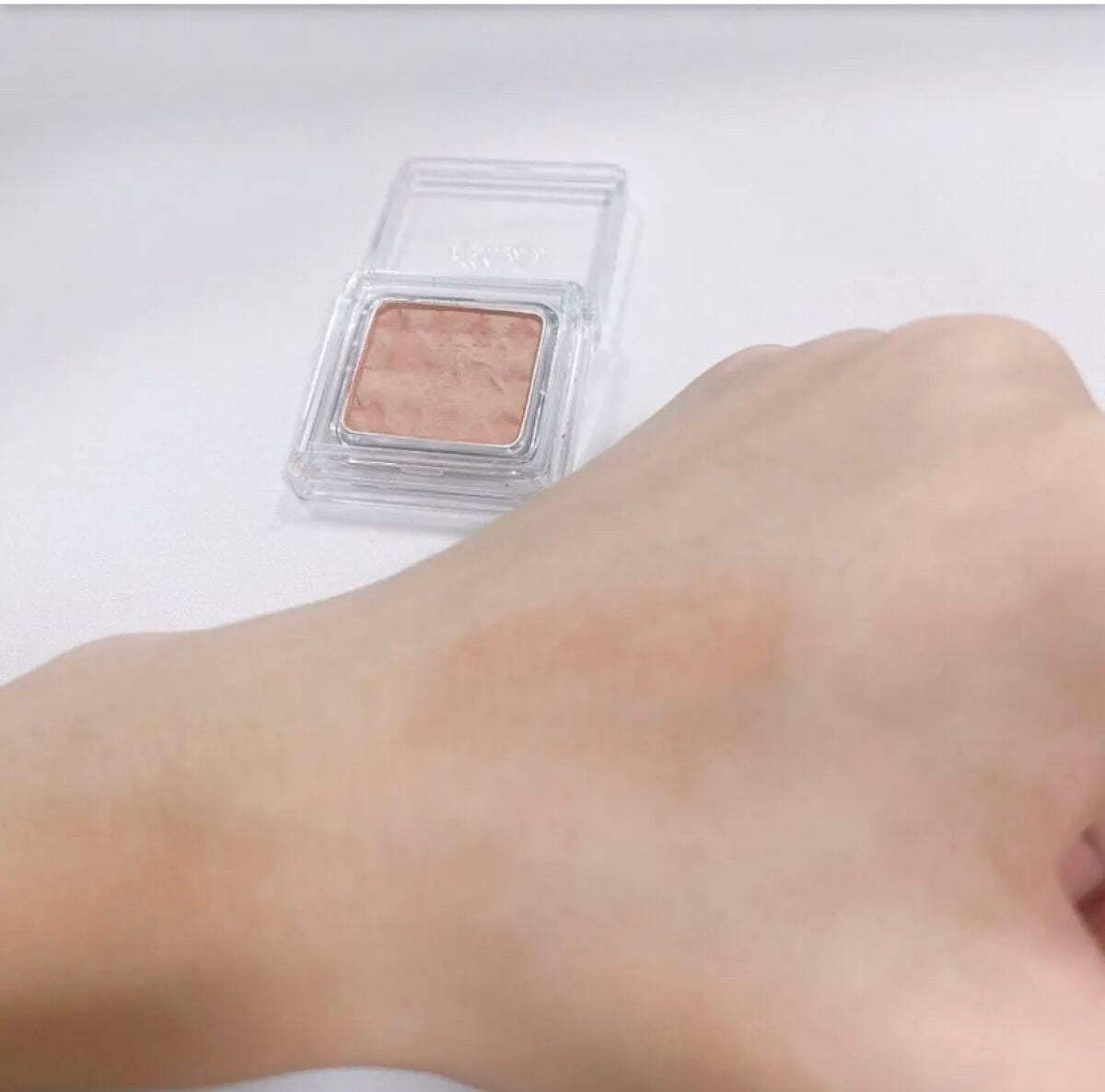 シェード&シャドー/BBIA/単色アイシャドウを使ったクチコミ(2枚目)