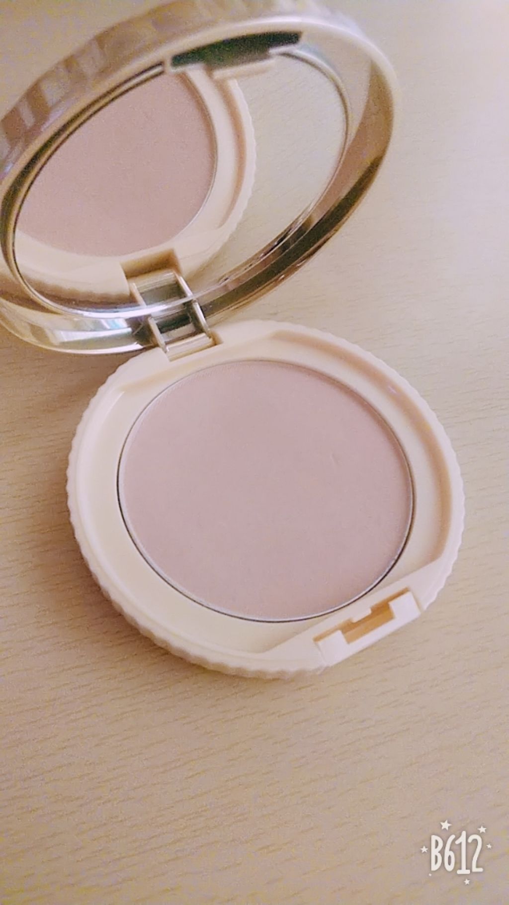 【旧品】マシュマロフィニッシュパウダー/キャンメイク/プレストパウダーを使ったクチコミ（2枚目）