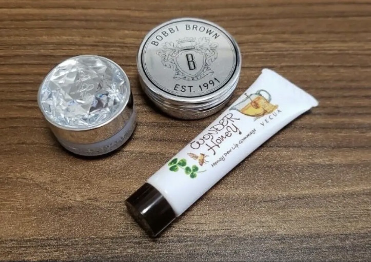 ワンダーハニー 唇蜜バーム/VECUA Honey/リップバームを使ったクチコミ（1枚目）