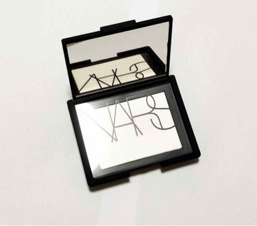 ライトリフレクティングセッティングパウダー　プレスト　N/NARS/プレストパウダーを使ったクチコミ（1枚目）