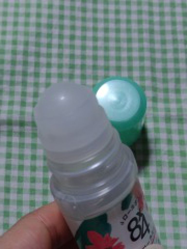 ロールオン フレッシュフローラルの香り/8x4/デオドラント・制汗剤を使ったクチコミ(3枚目)