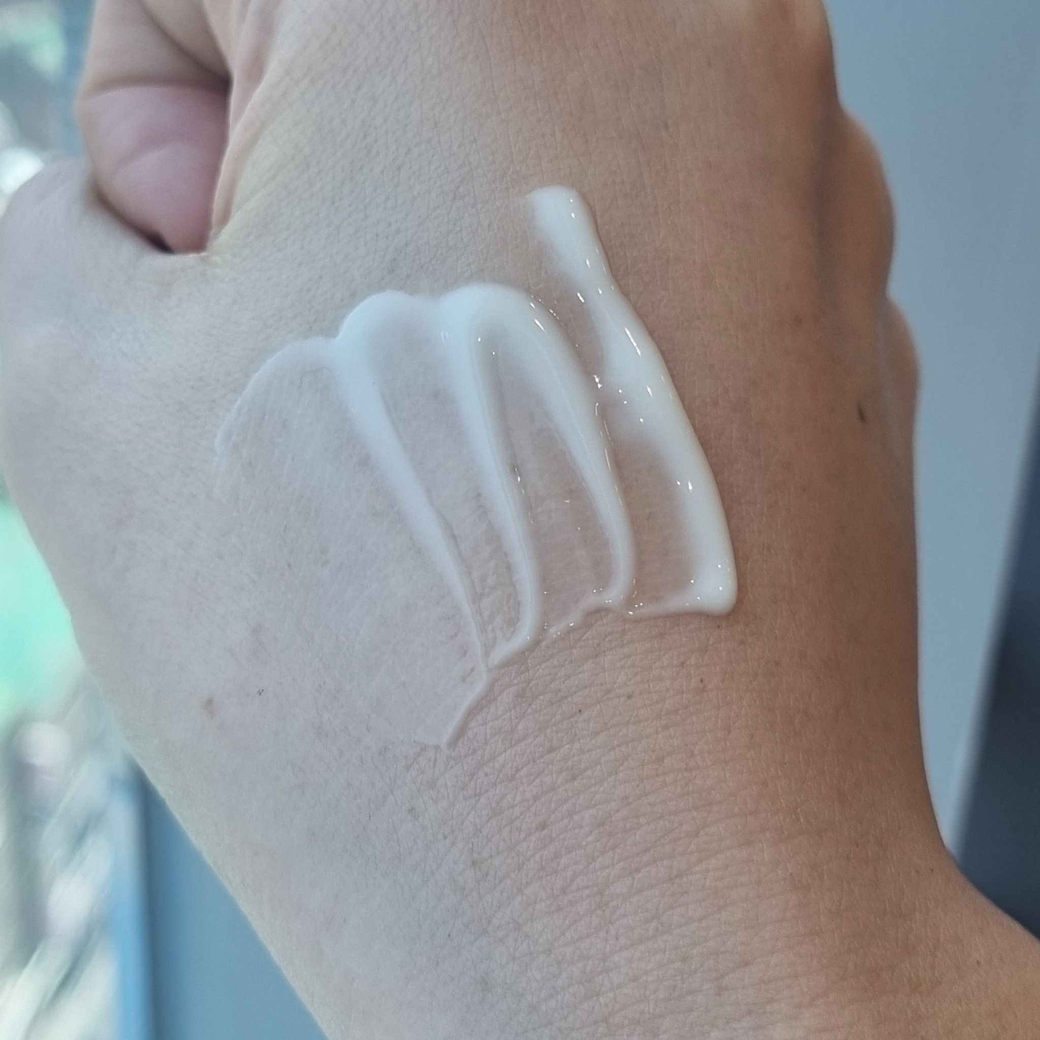 ウルトラライト透明UVクリーム/COSRX/日焼け止めクリームを使ったクチコミ（3枚目）