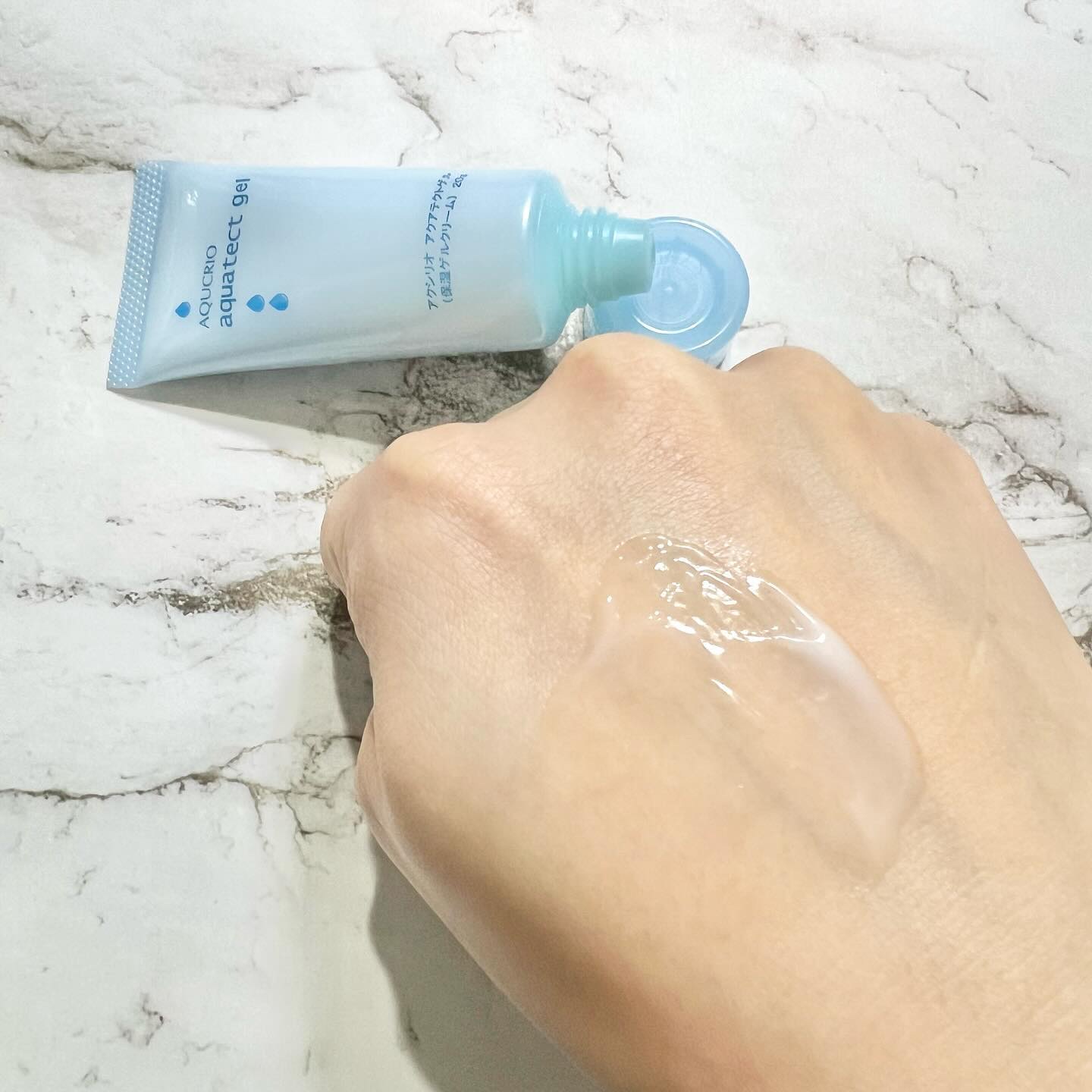 アクアテクトゲル/アクシリオ/オールインワン化粧品を使ったクチコミ（2枚目）