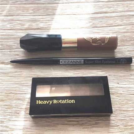 カラーリングアイブロウ/ヘビーローテーション/眉マスカラを使ったクチコミ(1枚目)