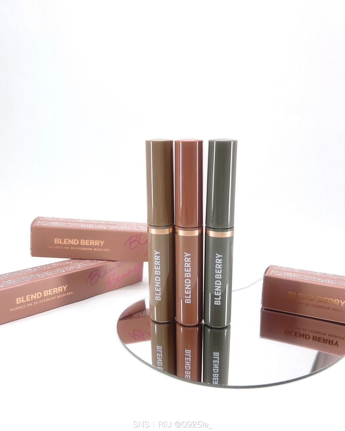 ニュアンスオン3Dアイブロウマスカラ/BLEND BERRY/眉マスカラを使ったクチコミ(3枚目)