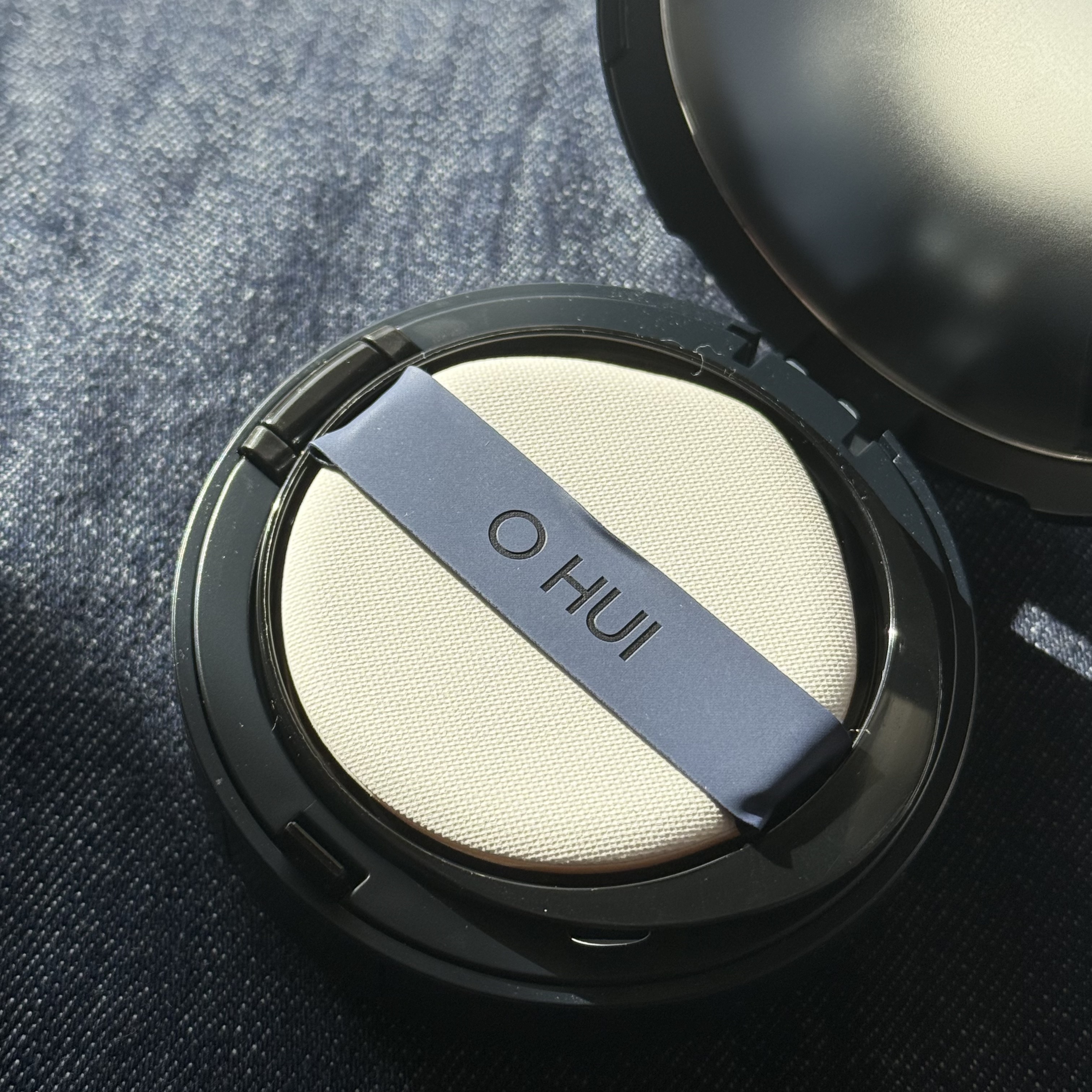 アルティメットフィット ロングウェアデニムクッション/OHUI/クッションファンデーションを使ったクチコミ（2枚目）