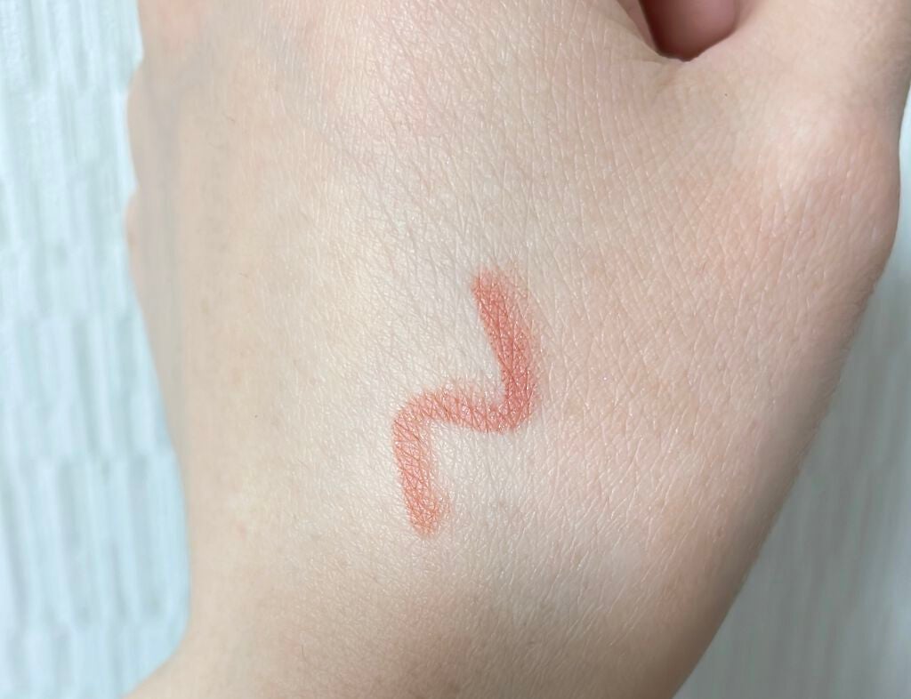 レブロン カラーステイ マット ライト クレヨン/REVLON/口紅を使ったクチコミ(2枚目)