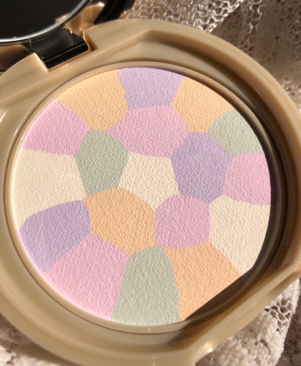 マシュマロフィニッシュパウダー ~Abloom~/キャンメイク/プレストパウダーを使ったクチコミ(3枚目)