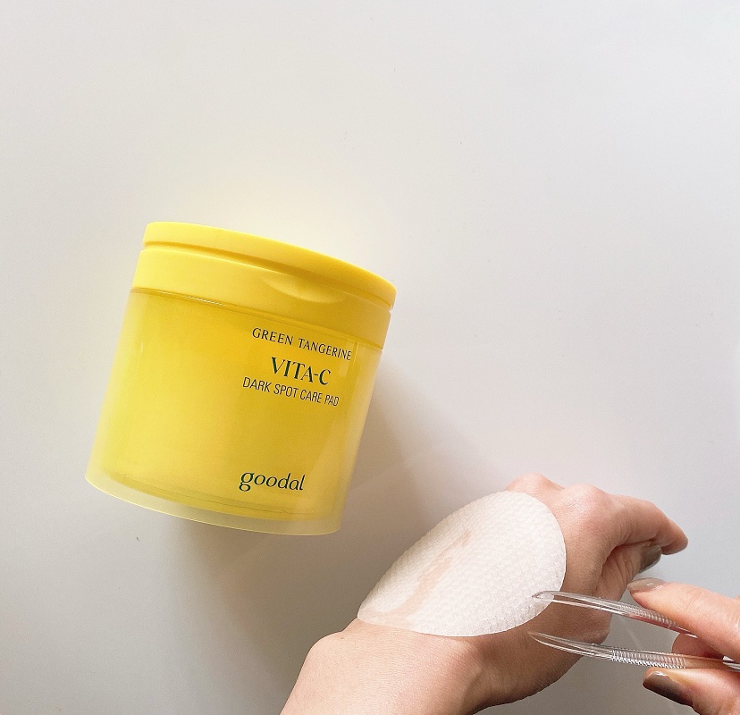 グリーンタンジェリン ビタCダークスポットケアパッド/goodal/トナーパッドを使ったクチコミ（1枚目）