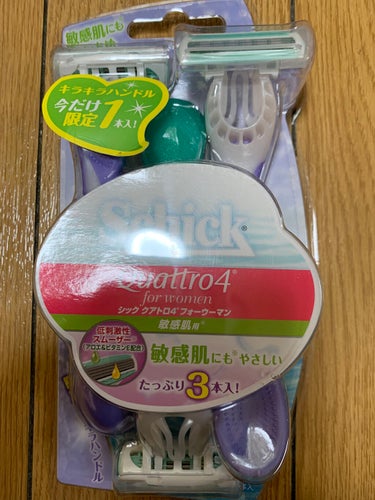 シック
シック Schick ボディ用 クアトロ4 ディスポ フォーウーマン 敏感肌用 3本入×2個パック 使い捨てタイプ 女性用 カミソリ

これで私は毛の処理してます♡
脱毛も考えたけどカミソリで間