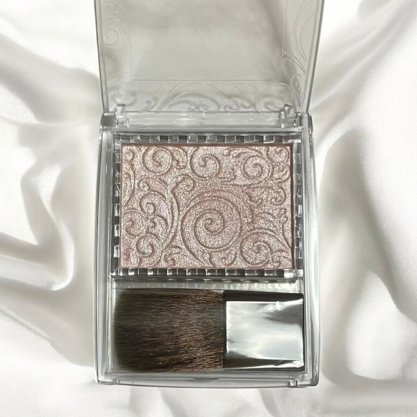 パールグロウハイライト/CEZANNE/パウダーハイライトを使ったクチコミ(2枚目)