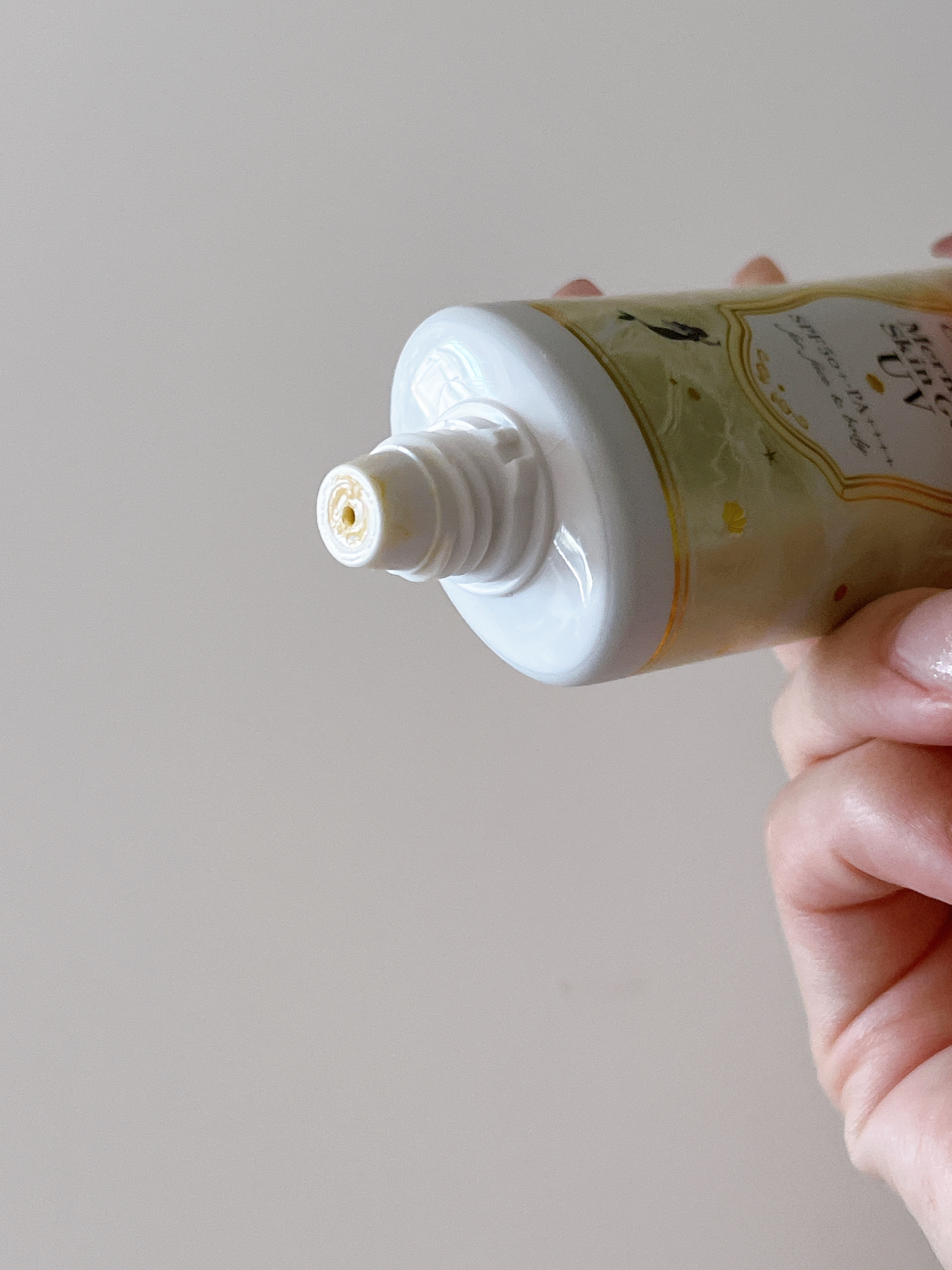 マーメイドスキンジェルUV C02 サニーイエロー/キャンメイク/日焼け止めジェルを使ったクチコミ（3枚目）