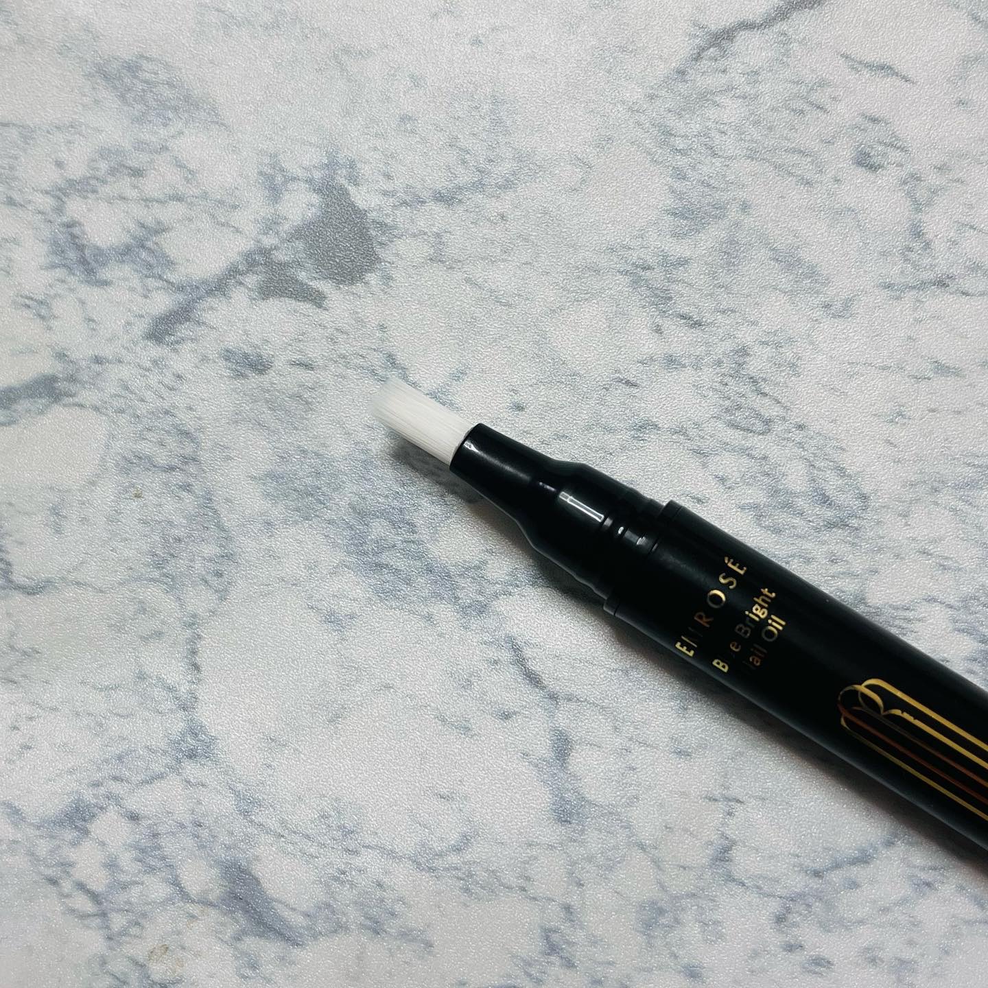 ブルーブライトネイルオイル/EMROSÉ/ネイルオイル・トリートメントを使ったクチコミ（3枚目）