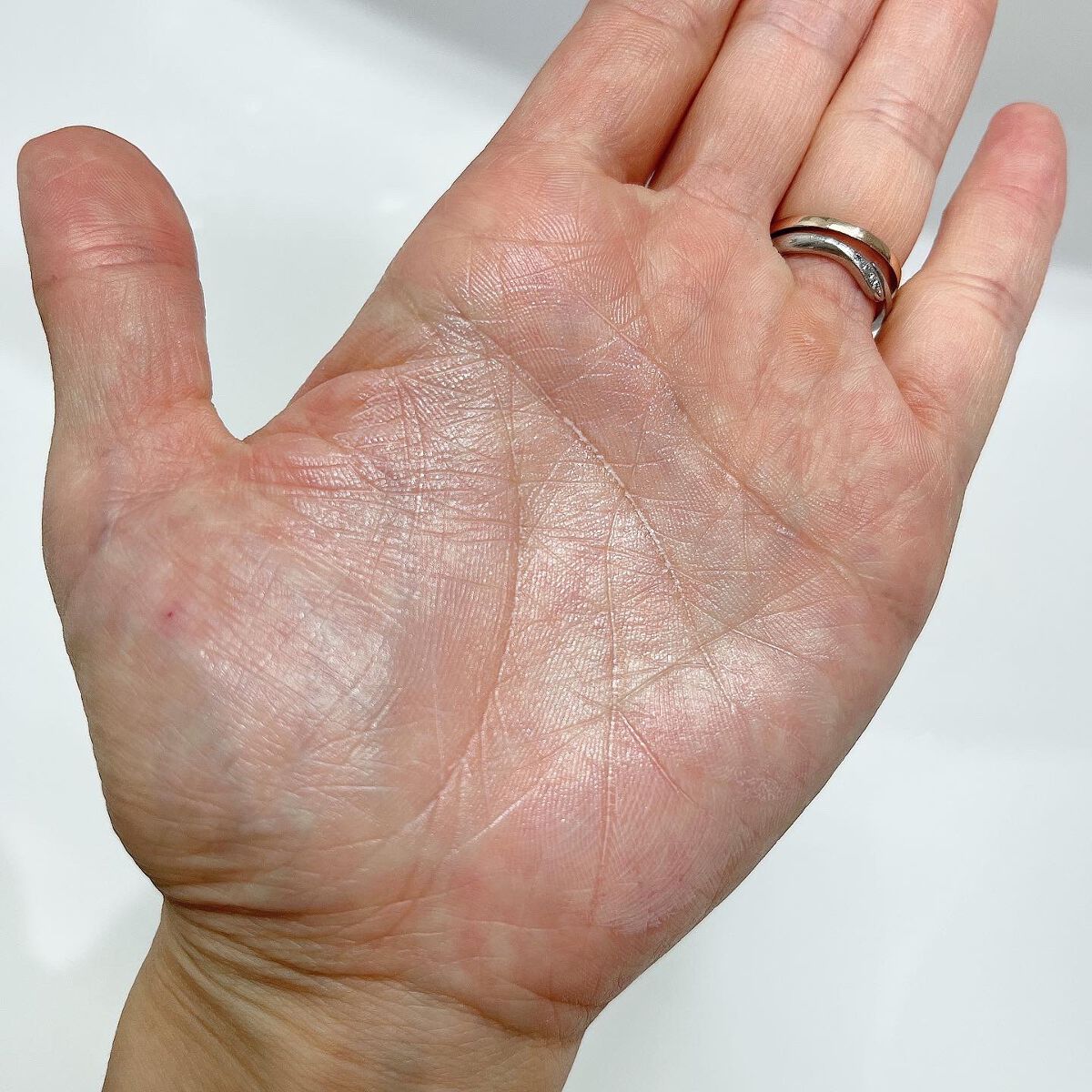 リンクル&ホワイト スキンパーフェクション ジェル/ミキモト コスメティックス/オールインワン化粧品を使ったクチコミ(5枚目)