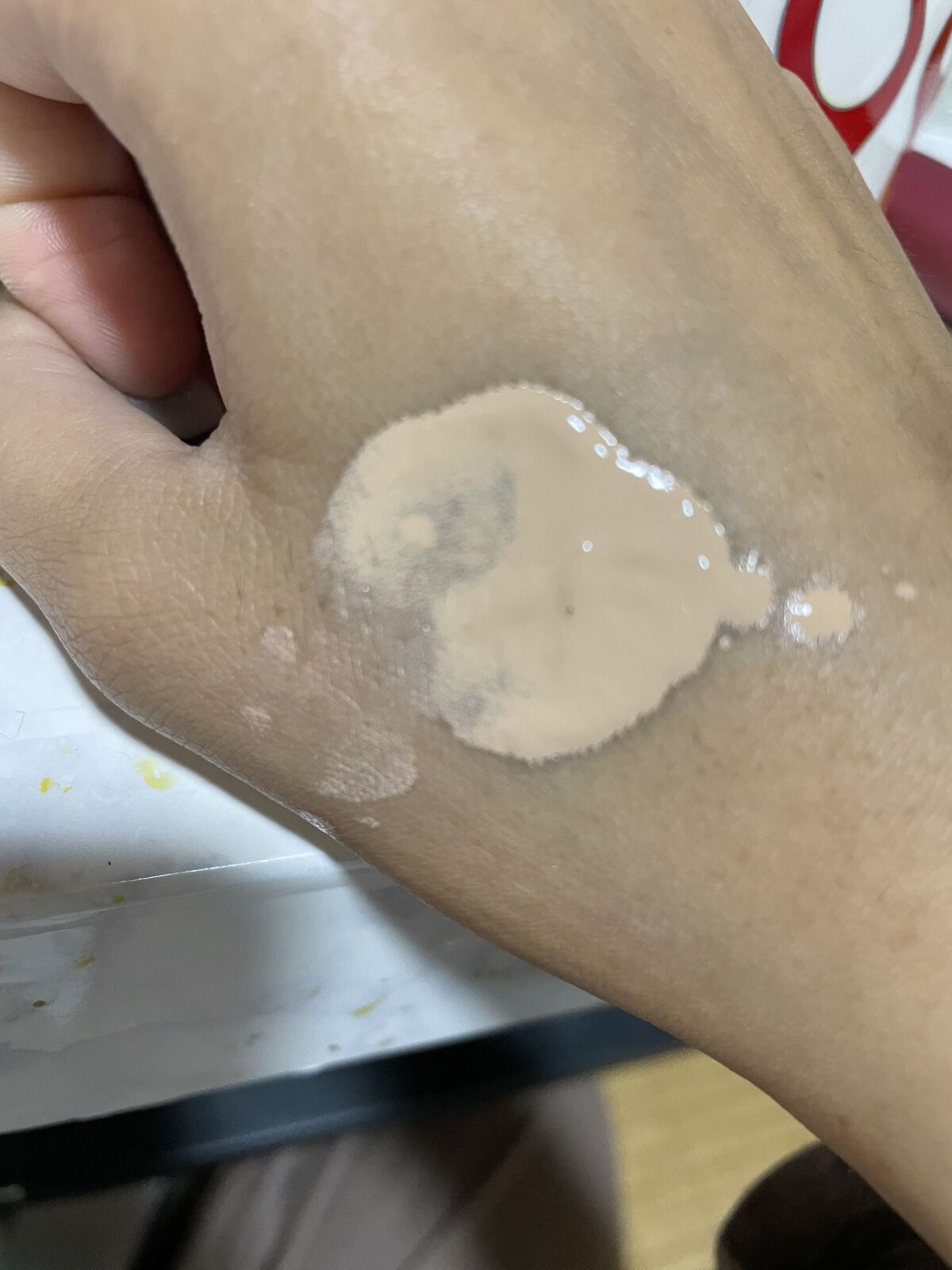 ディオールスキン フォーエヴァー フルイド グロウ/Dior/リキッドファンデーションを使ったクチコミ（2枚目）