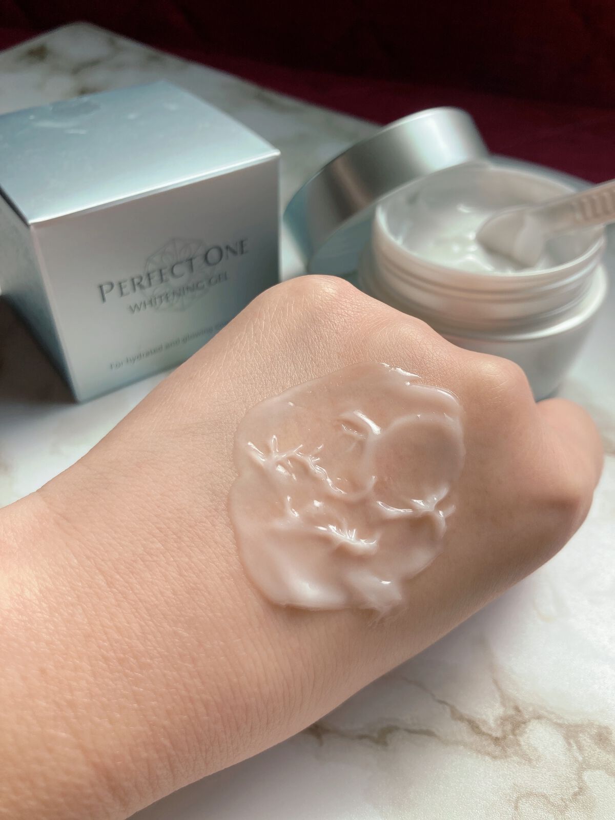 パーフェクトワン 薬用ホワイトニングジェル/パーフェクトワン/オールインワン化粧品を使ったクチコミ(4枚目)