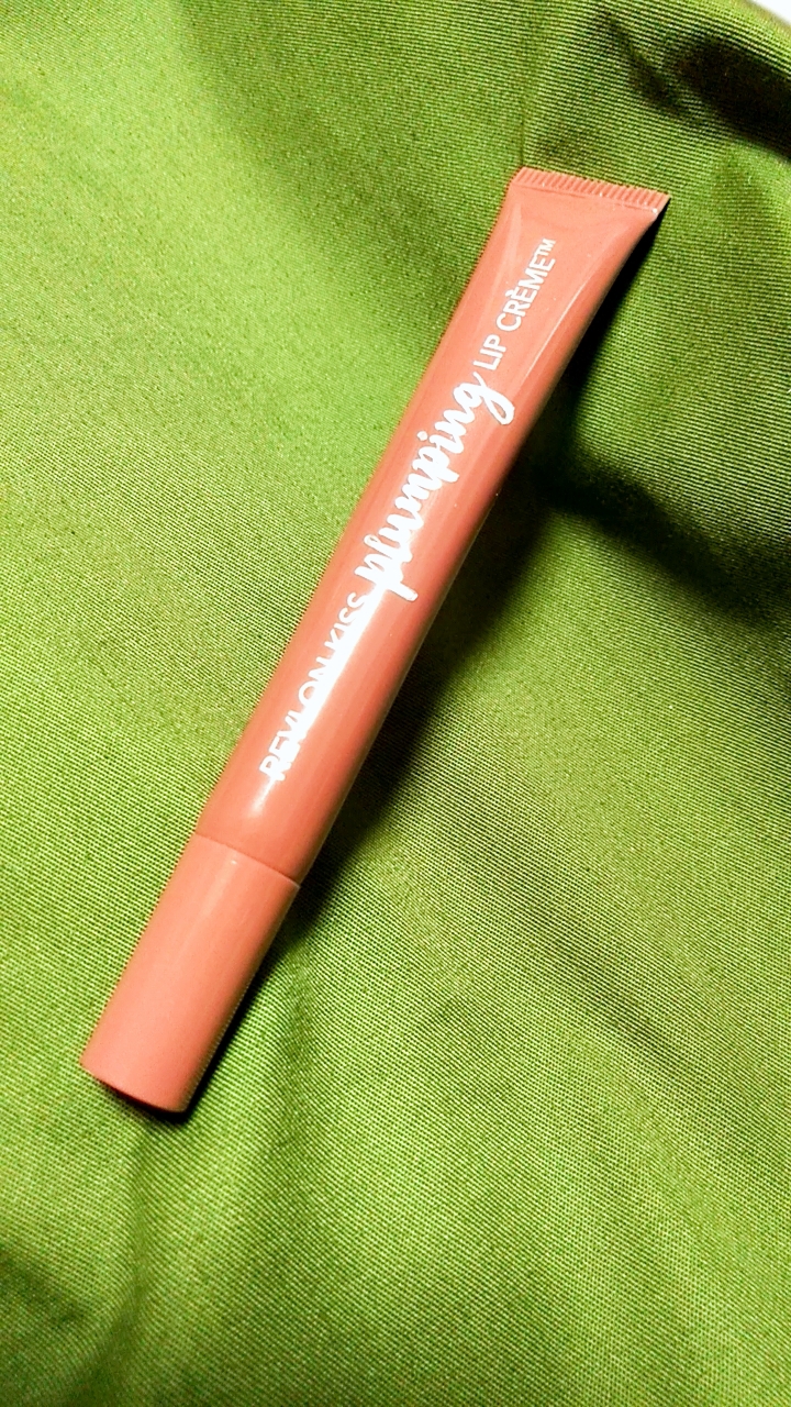 キス プランピング リップ クリーム 515 アーモンドスエード（限定色）/REVLON/リップクリームを使ったクチコミ（1枚目）