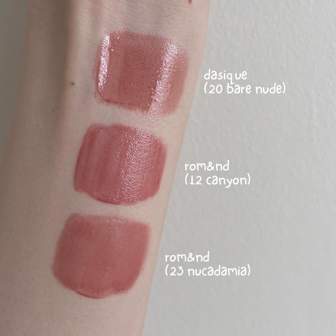 ジューシーラスティングティント/rom&nd/リップティントを使ったクチコミ(1枚目)