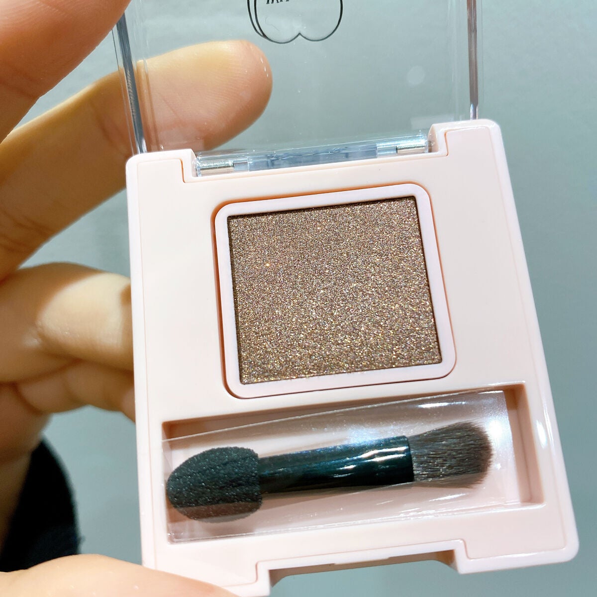 フーミー シングルラメシャドウ/WHOMEE/単色アイシャドウを使ったクチコミ(4枚目)